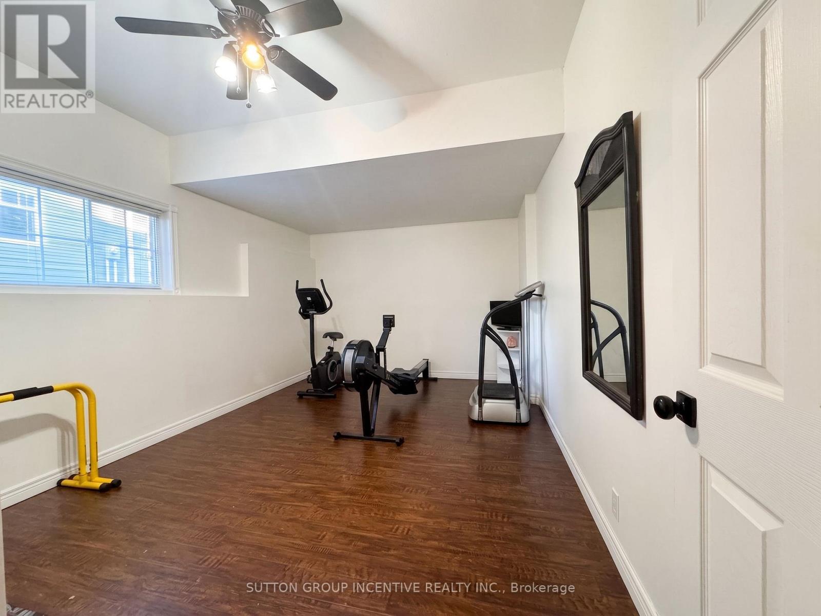 8 ALPINE WAY - Image 28