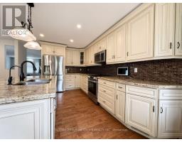 Bedroom 4 - 8 Alpine Way, Oro Medonte, ON L0L2L0 Photo 12