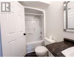 8 Alpine Way, Oro Medonte, ON L0L2L0 Photo 27