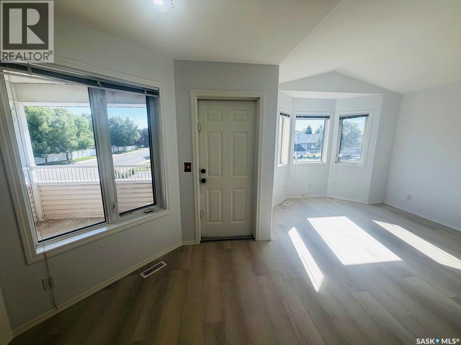 #3287 WOODHAMS DRIVE - Image 5
