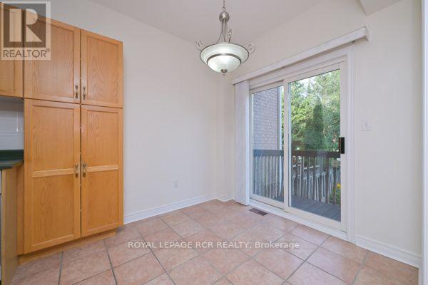 251 DENISE CIRCLE - Image 14