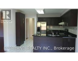 4101 Loyalist Drive, Mississauga, ON L5L3Z1 Photo 9