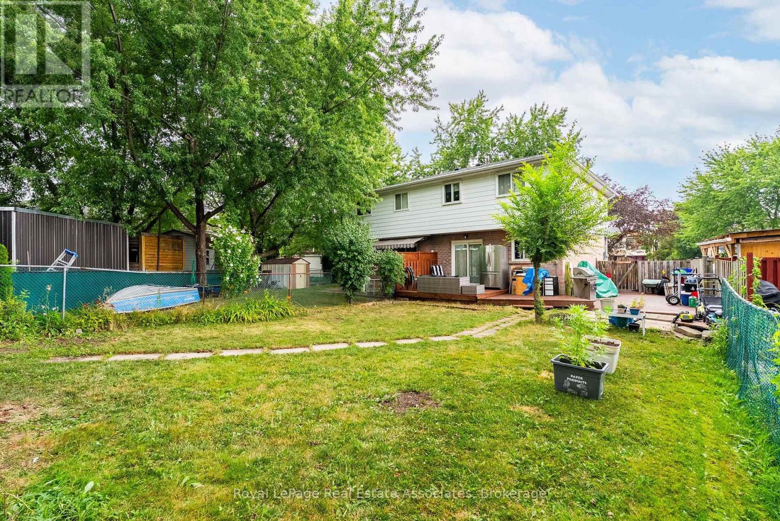 81 GLENMORE CRESCENT - 28