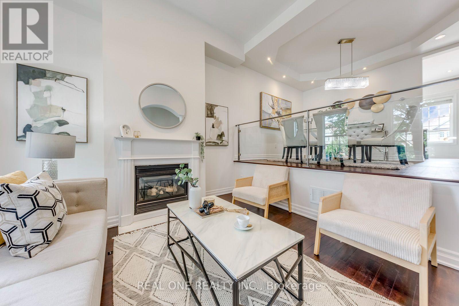 3486 EGLINTON AVENUE W - 8