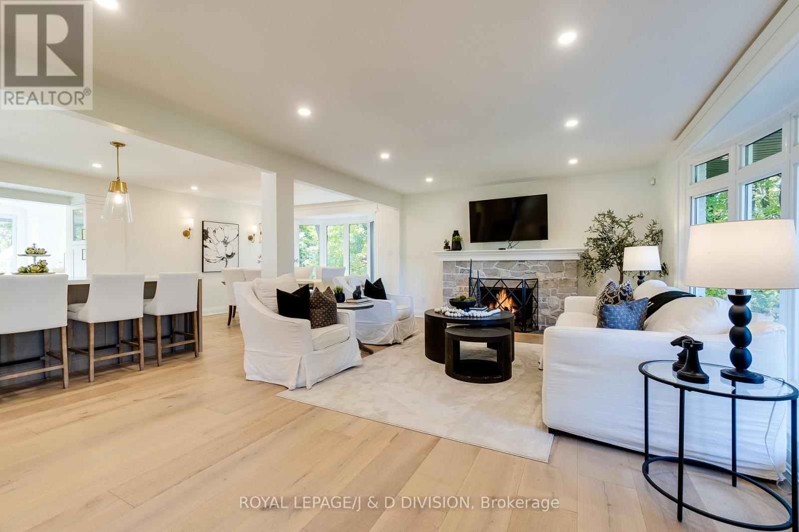 2340 BRITANNIA ROAD - 15
