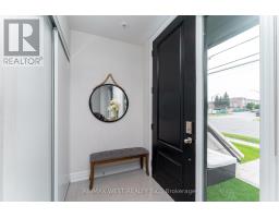 Bathroom - 105 - 1180 Cawthra Road, Mississauga, ON L5G0A5 Photo 9