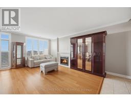 601 - 1998 Ironstone Drive, Burlington, ON L7L7P7 Photo 9
