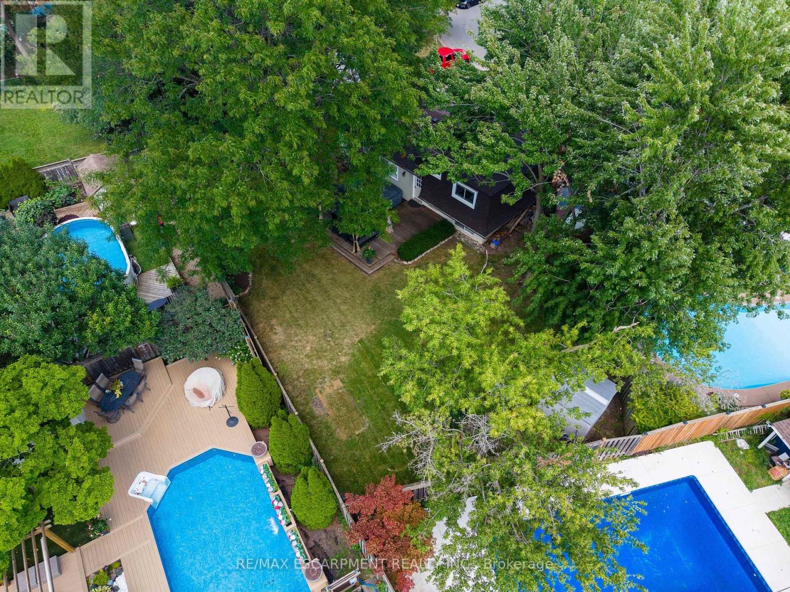 5073 QUEEN'S COURT - 41