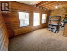 Mud room - 3837 Pass Creek Road, Crescent Valley, BC V0G1H1 Photo 8
