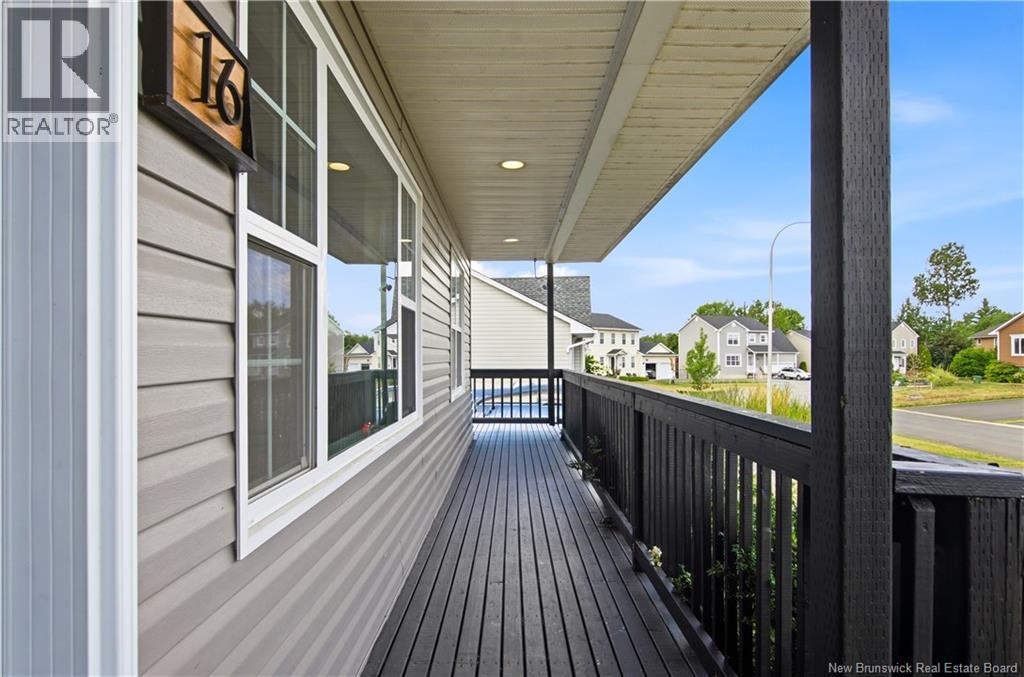 16 Knowlton Crescent - 4
