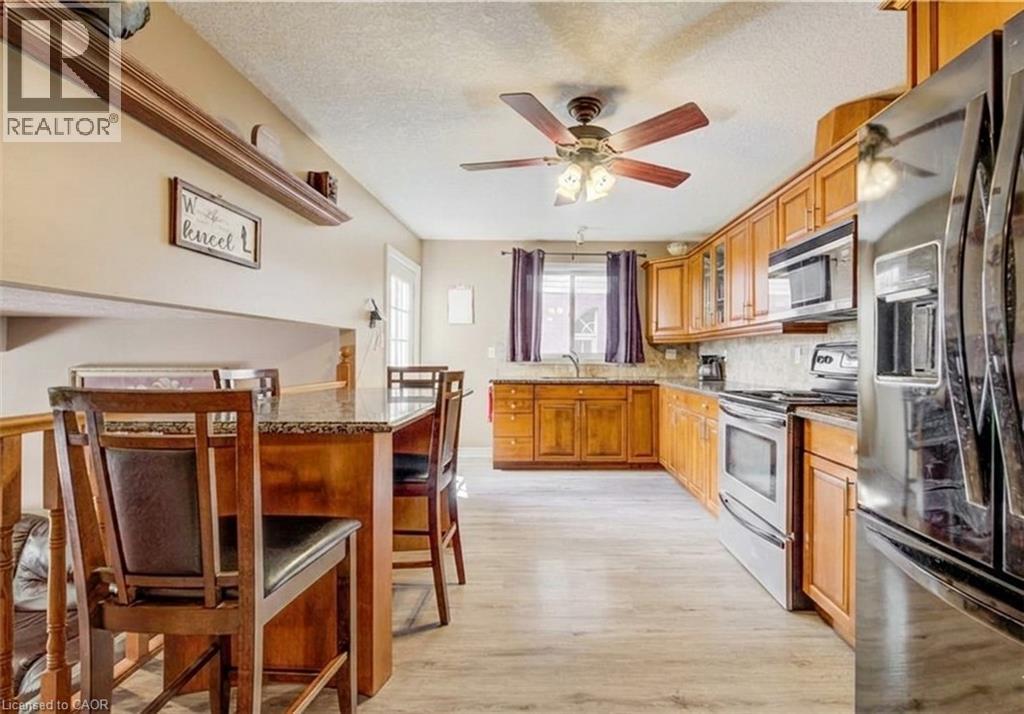 599 COLDSTREAM Drive - Image 15