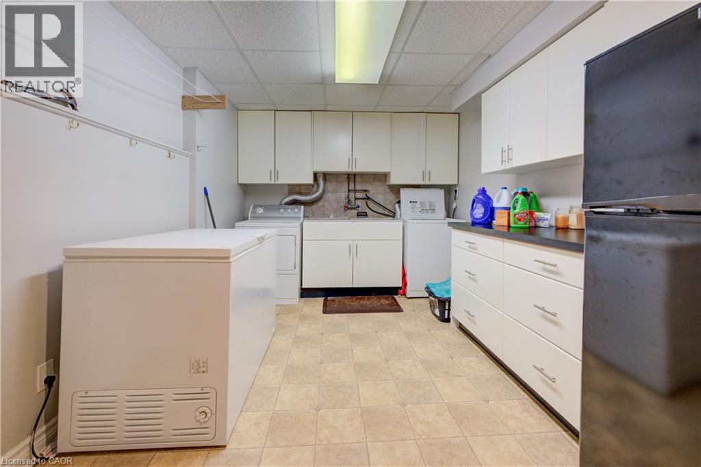 599 COLDSTREAM Drive - Image 37