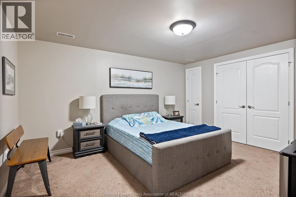 503 GOLFVIEW DRIVE - 21