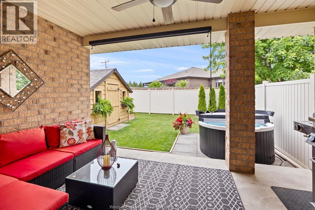 503 GOLFVIEW DRIVE - 23
