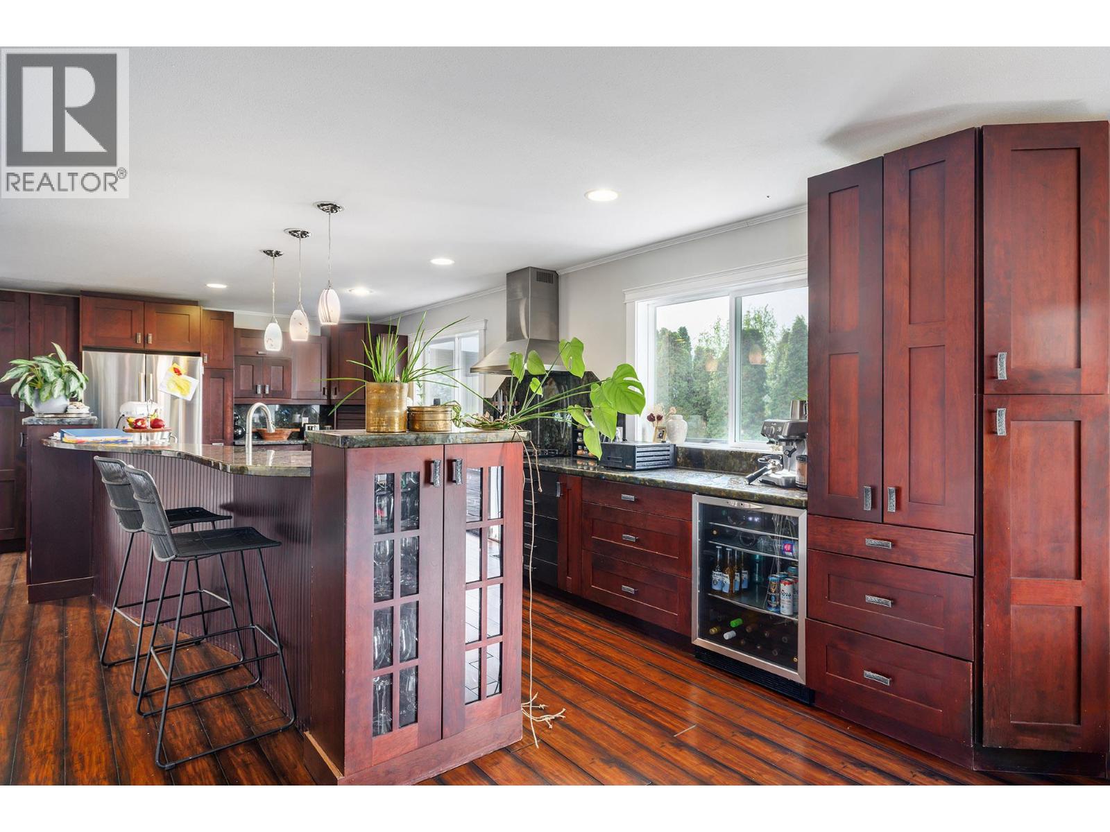 1185 Sunnyside Road, West Kelowna