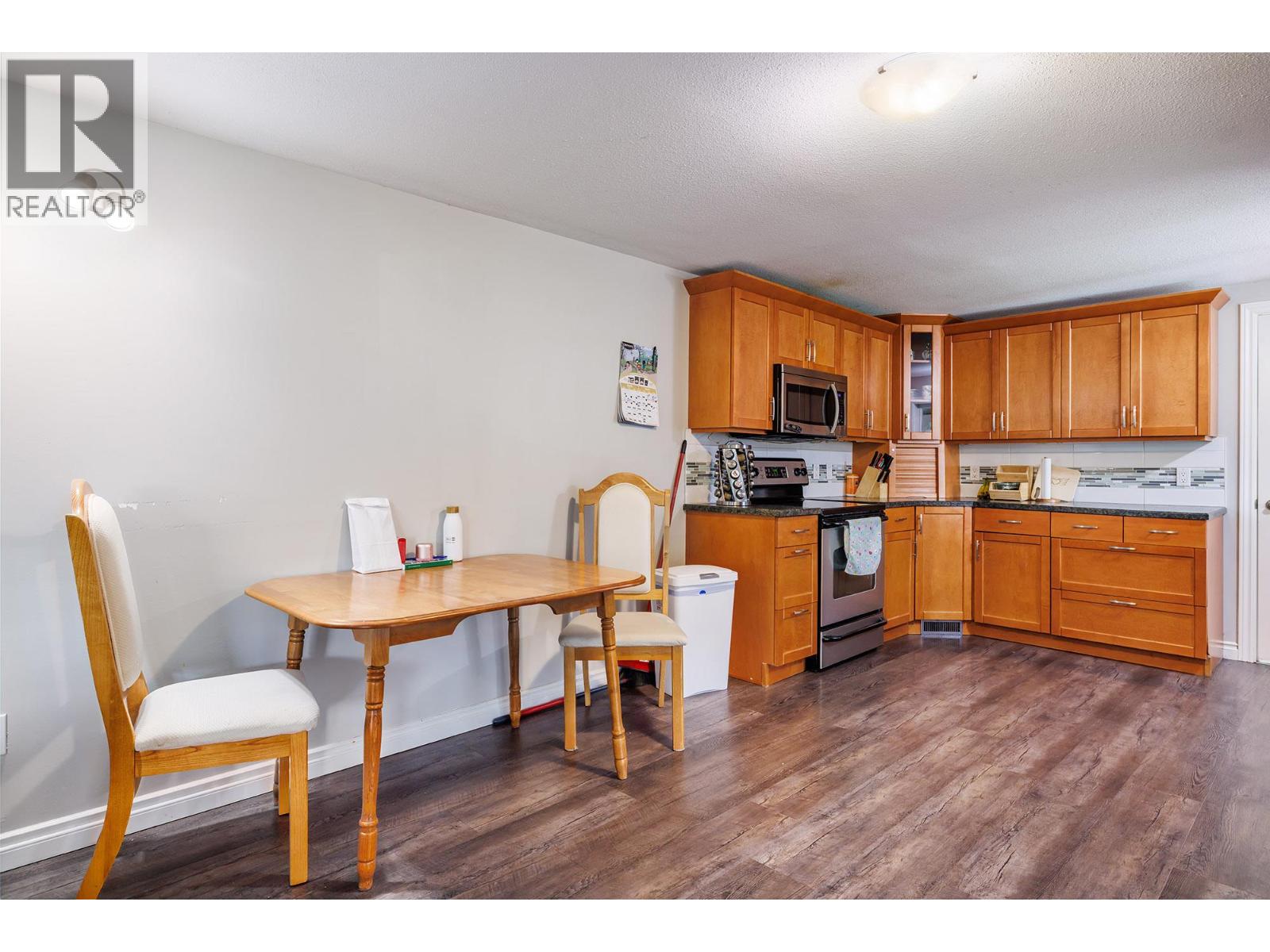 1185 Sunnyside Road, West Kelowna