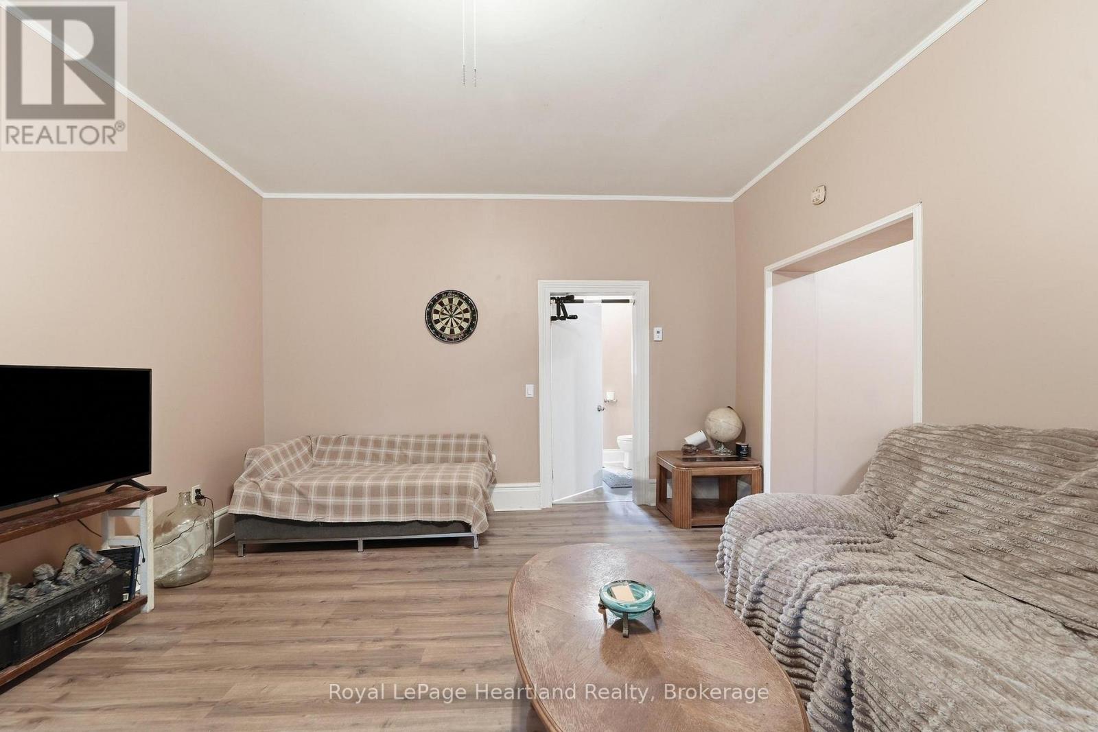 132 QUEEN STREET - Image 14