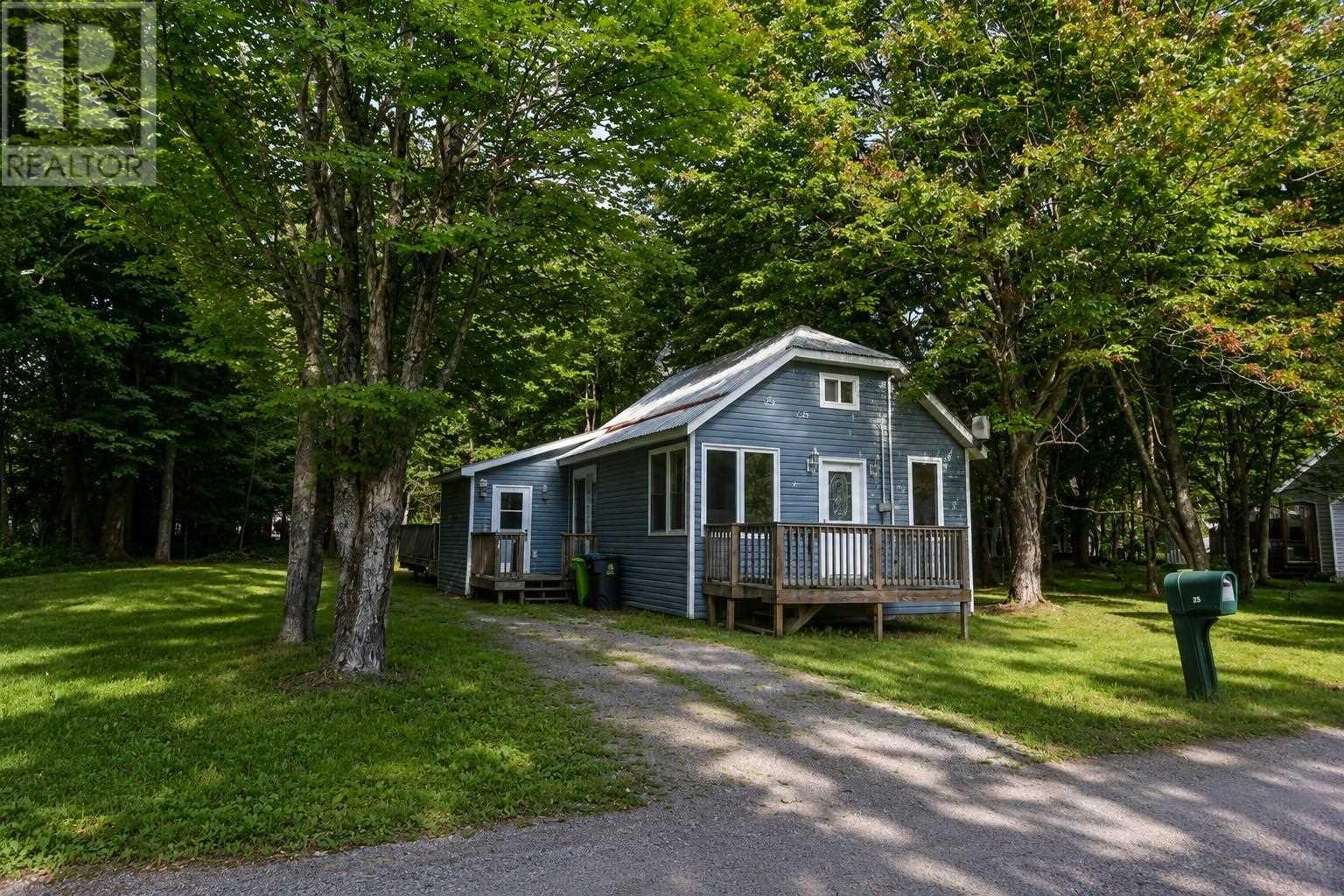 25 Hess ST - 2