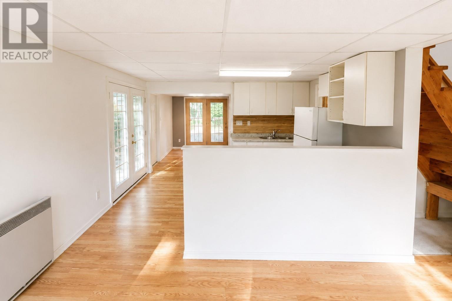 25 Hess ST - Image 6