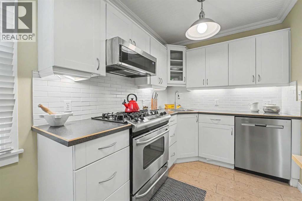 434 19 Street NW - 10