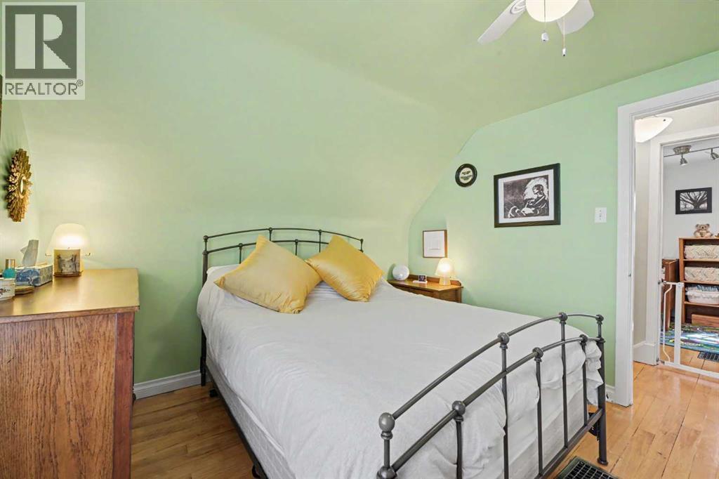 434 19 Street NW - 13