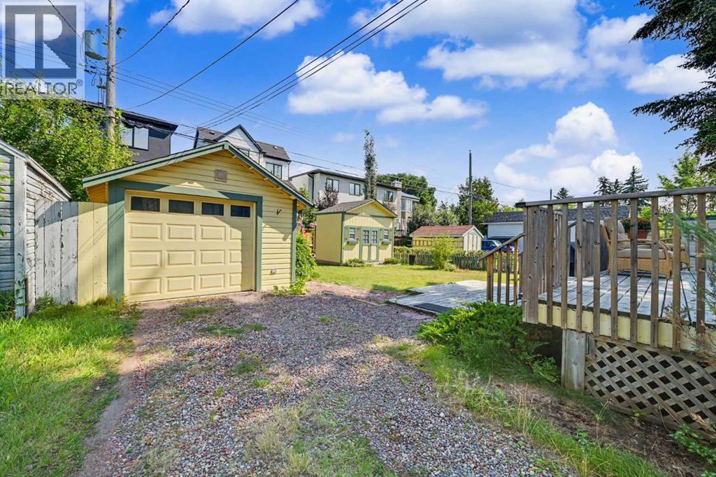 434 19 Street NW - 26