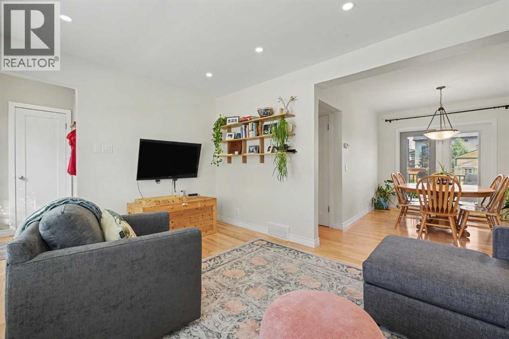 434 19 Street NW - 5