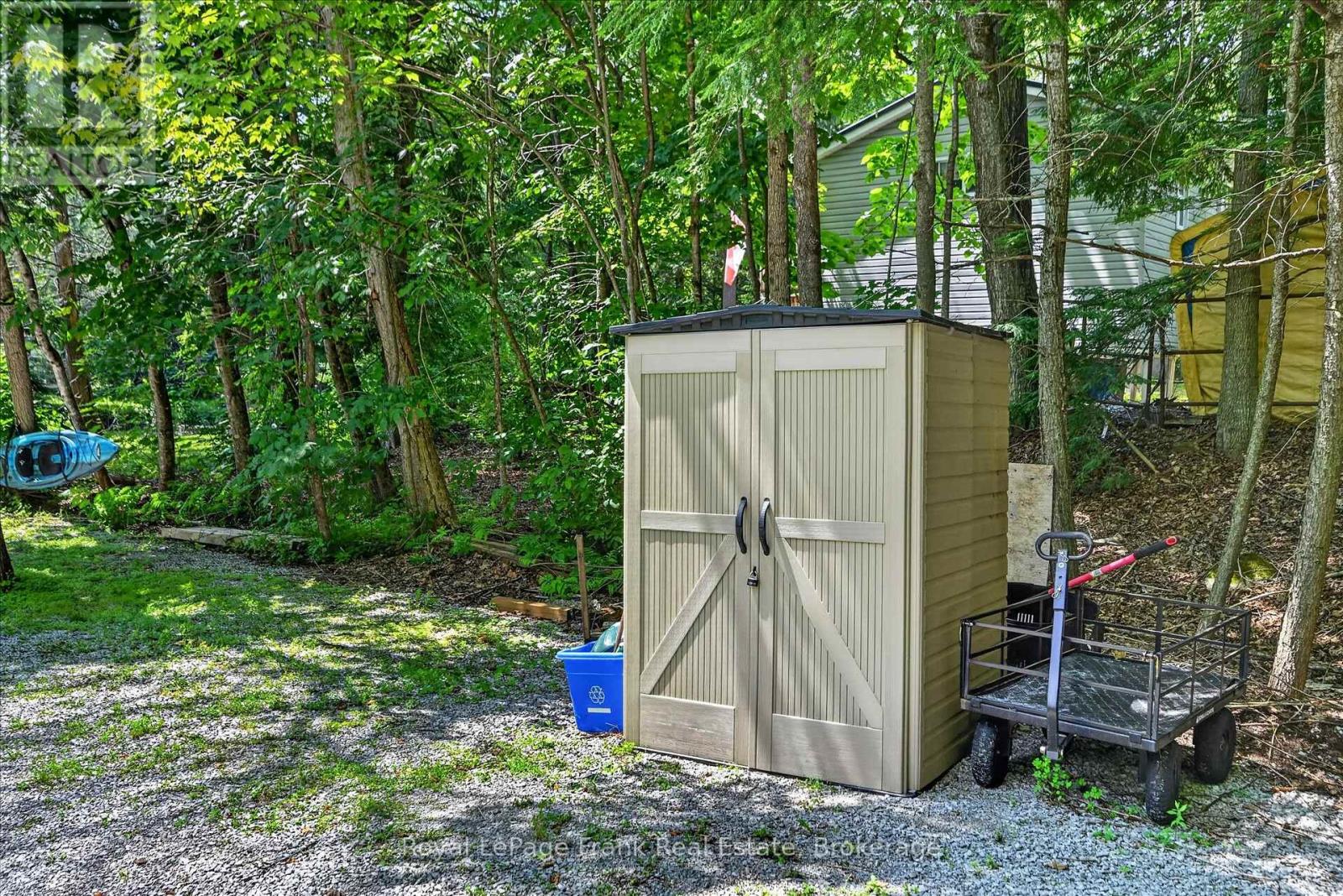 280 EDWINA DRIVE - Image 37