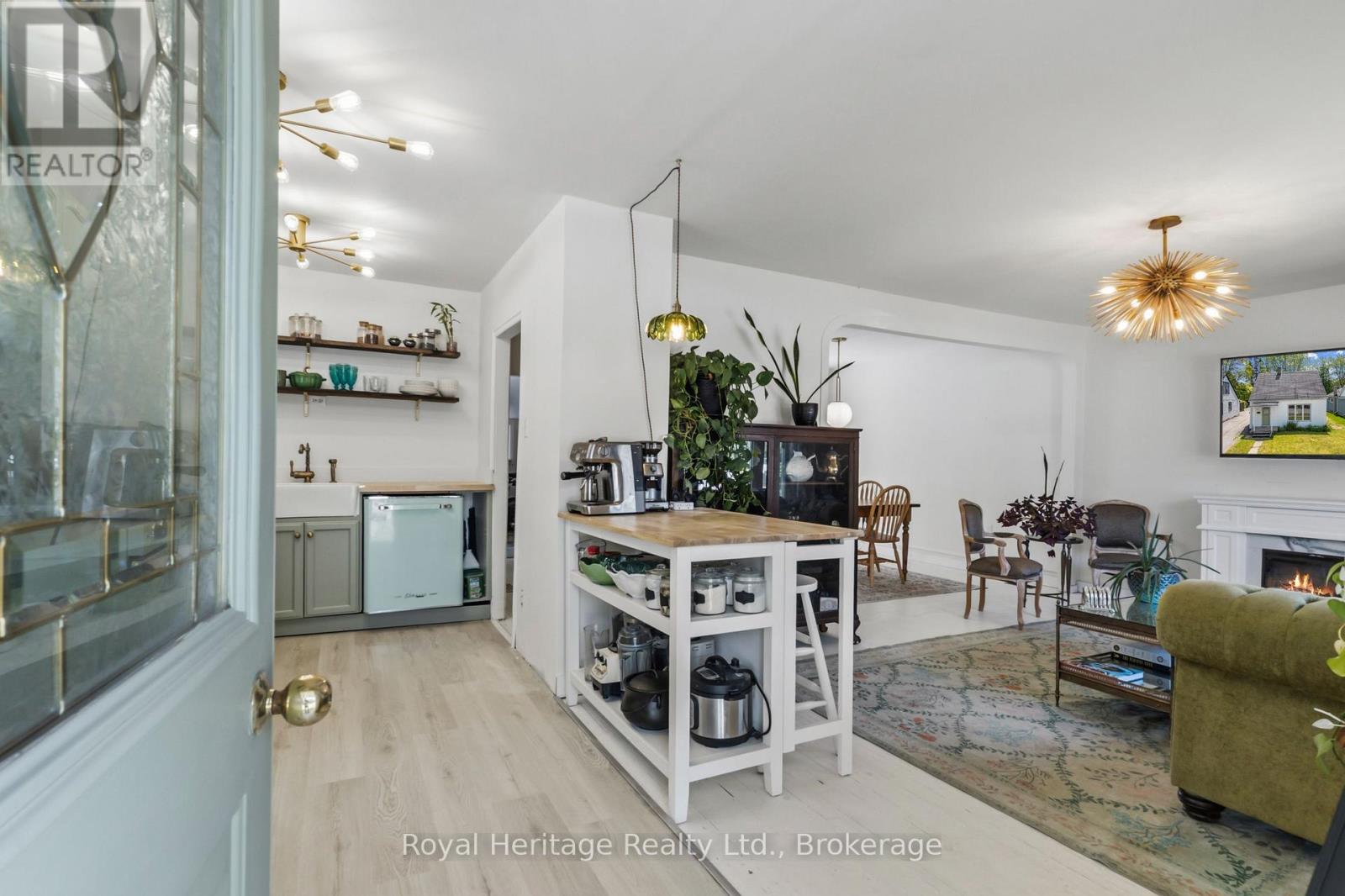 31 CAROLINE STREET - Image 9
