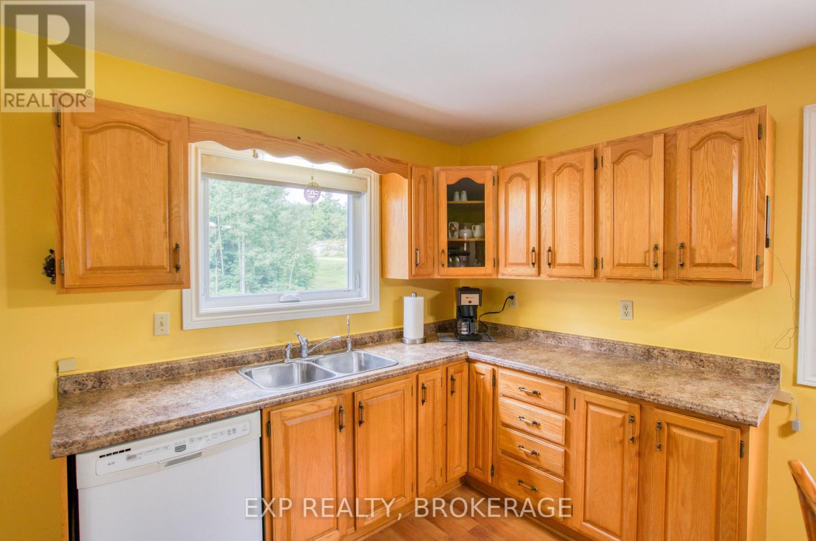 2677 ARDOCH ROAD - Image 13