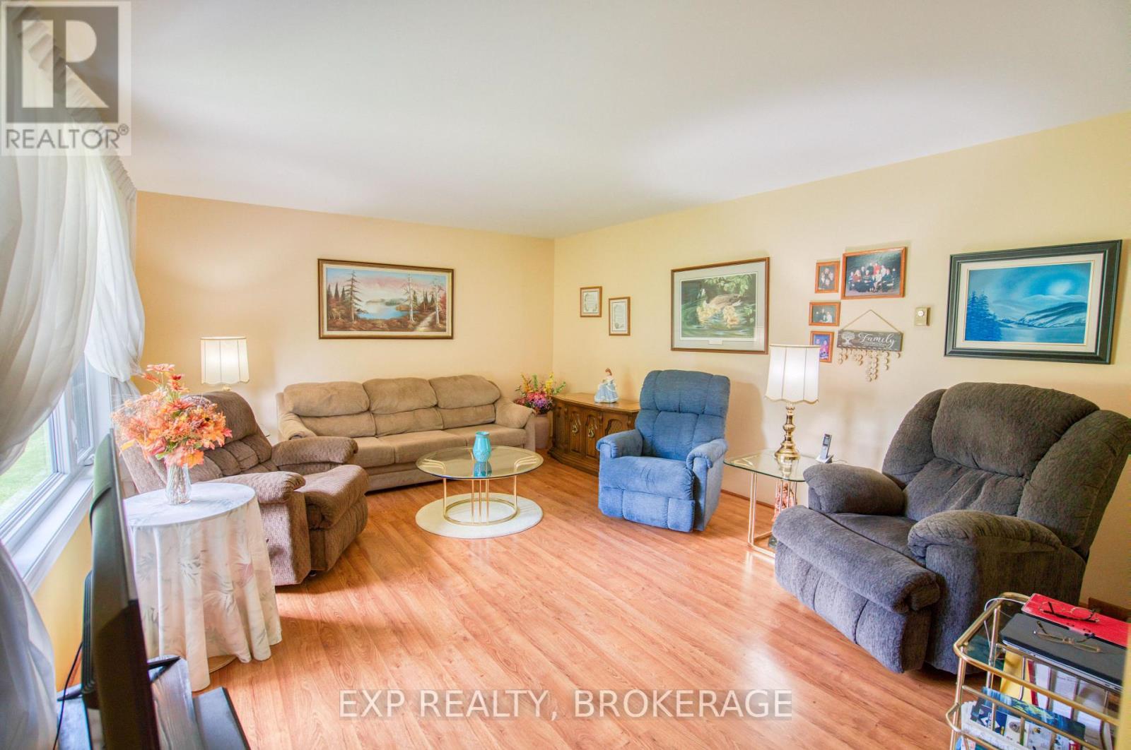 2677 ARDOCH ROAD - 17