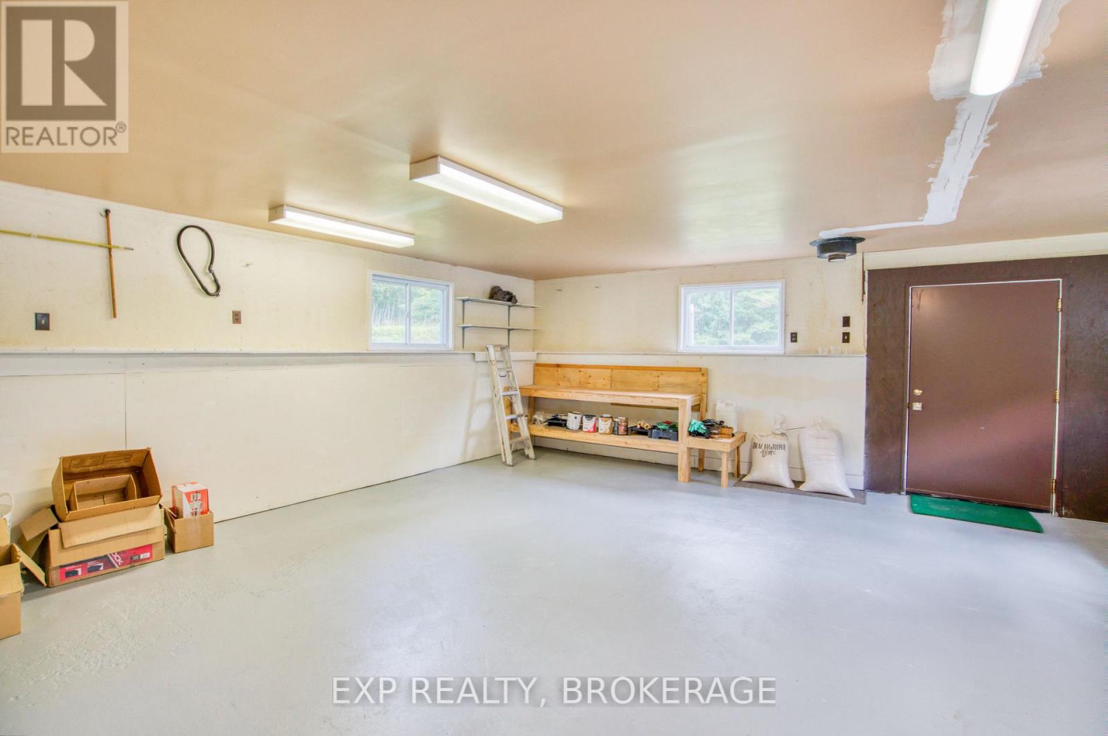 2677 ARDOCH ROAD - Image 32