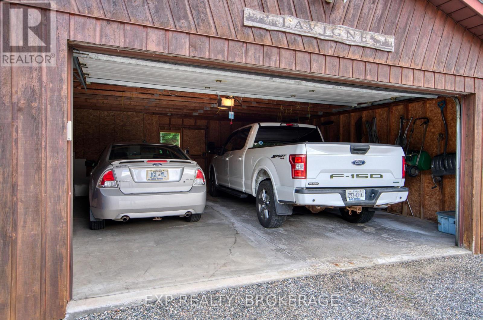 2677 ARDOCH ROAD - 42