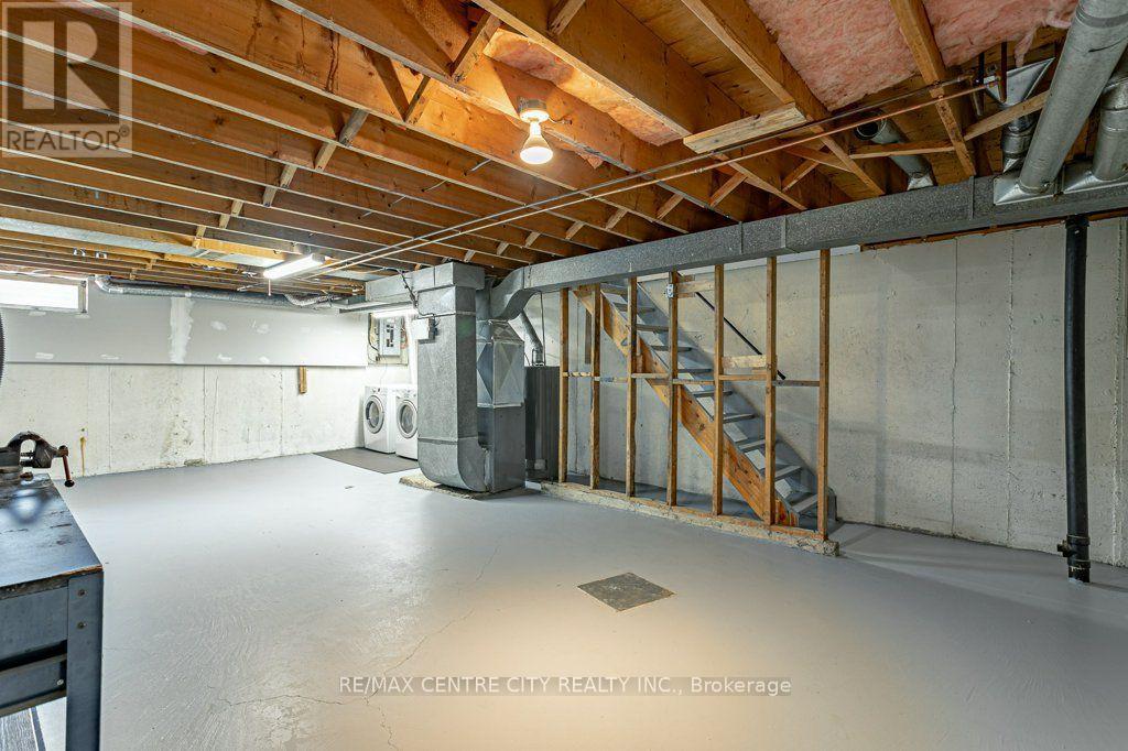#22 1725 ERNEST AVENUE - Image 26