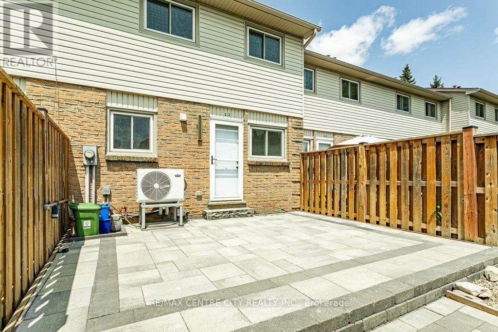 #22 1725 ERNEST AVENUE - 30