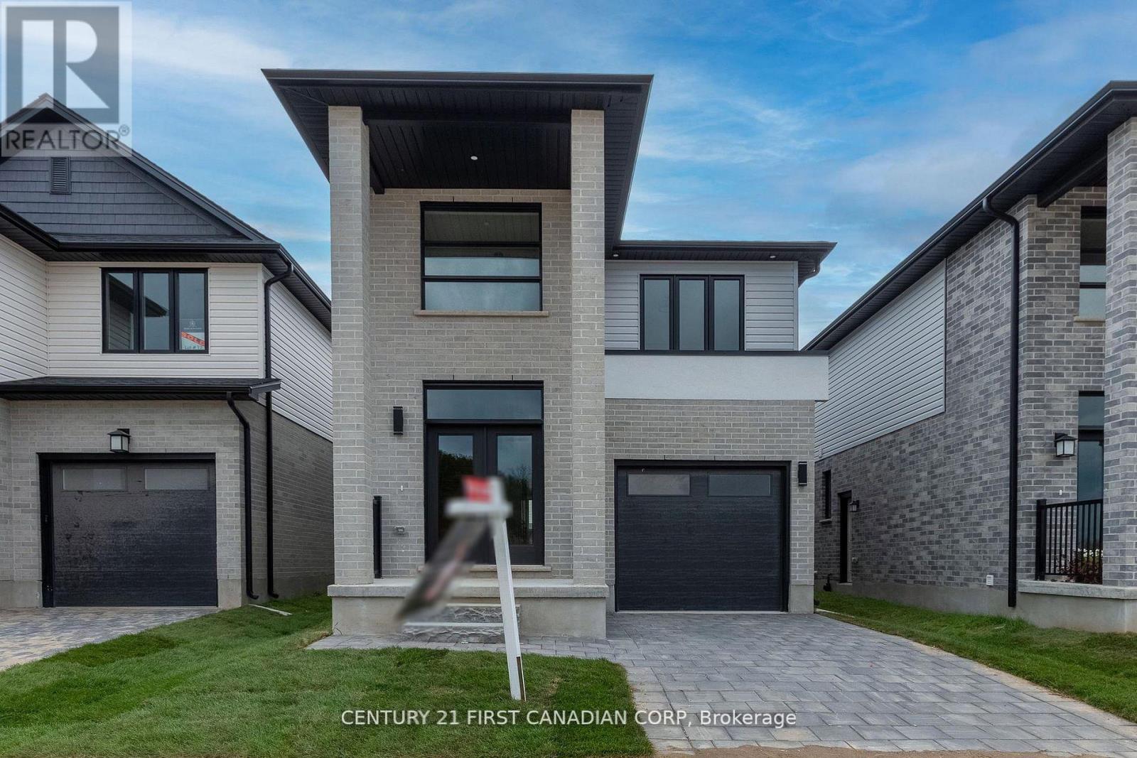 3 bedroom Single Family exterior, 6453 Royal Magnolia Avenue, London South (South V), Ontario