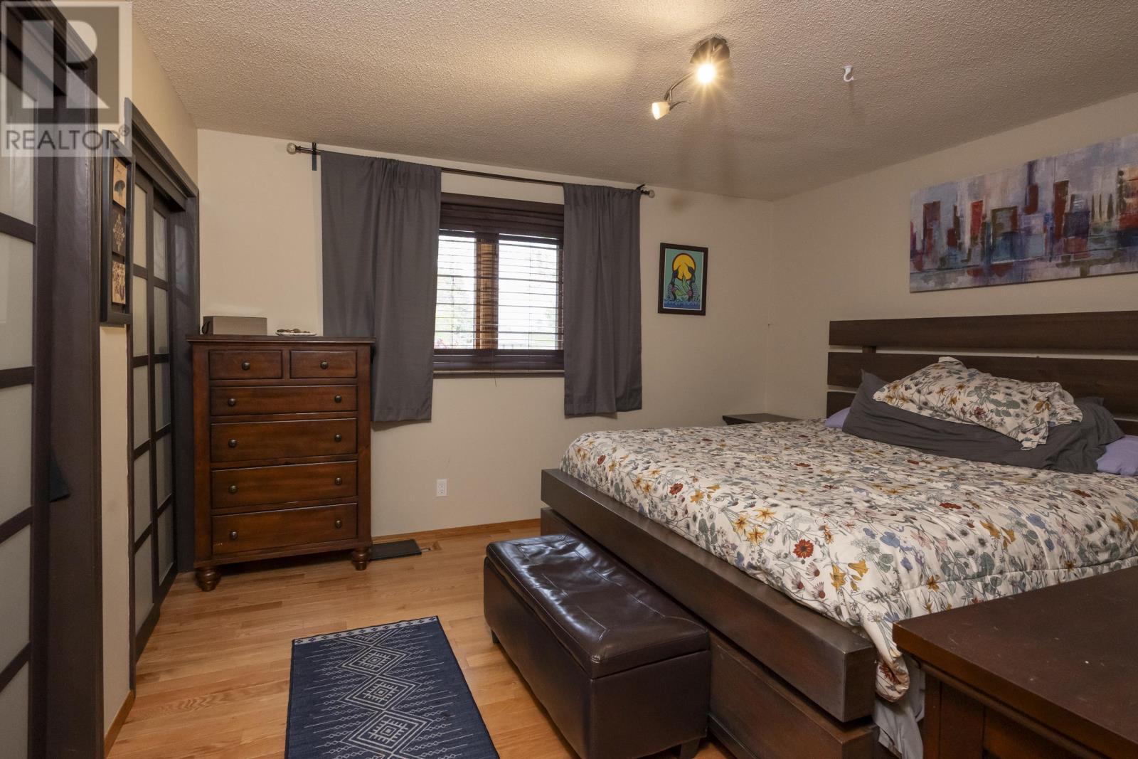 192 RIVIERA DR - Image 15