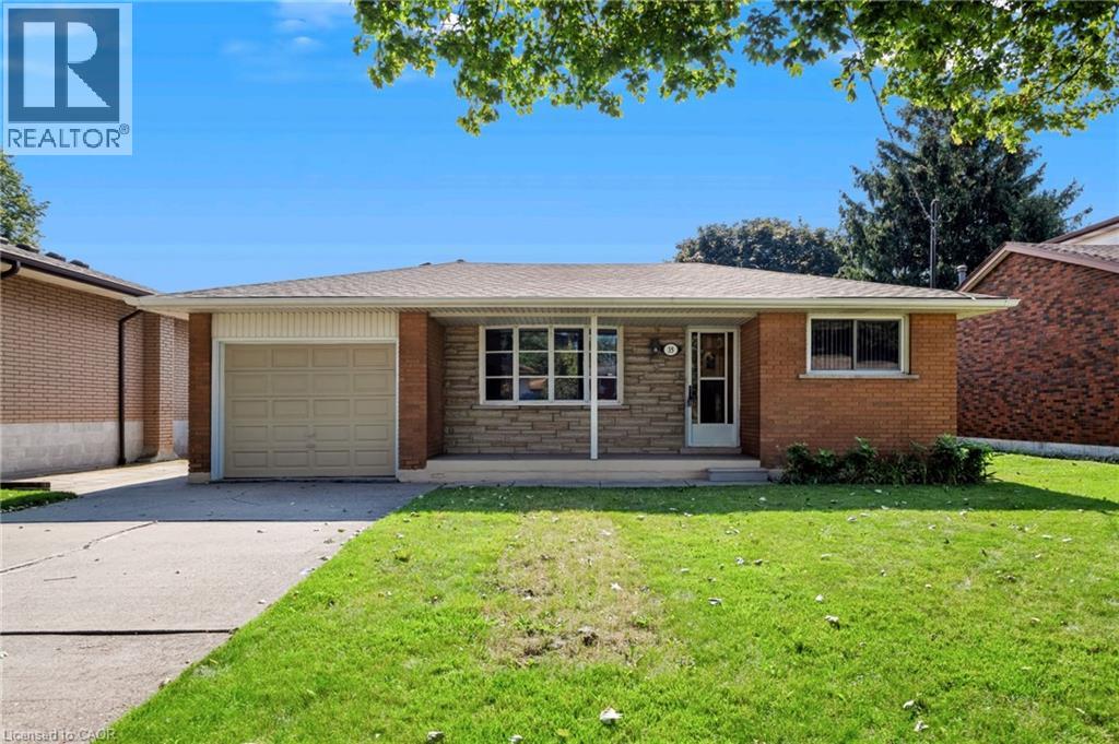 35 BURRWOOD Drive - 3