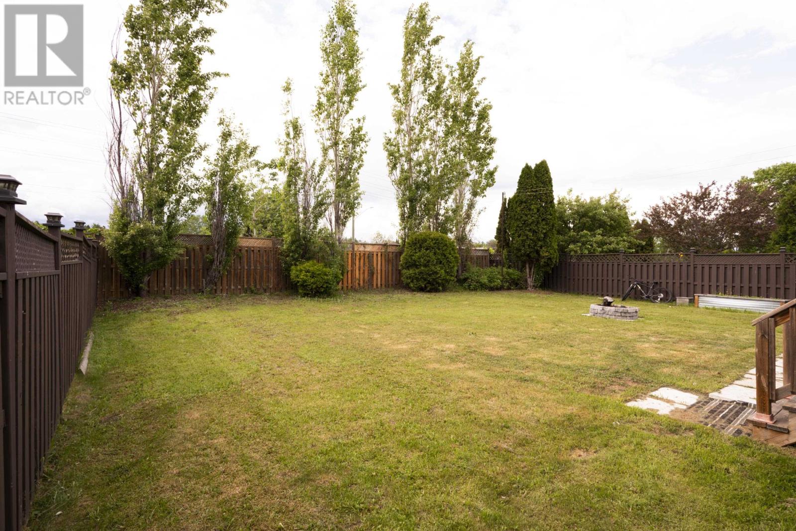 192 RIVIERA DR - Image 38