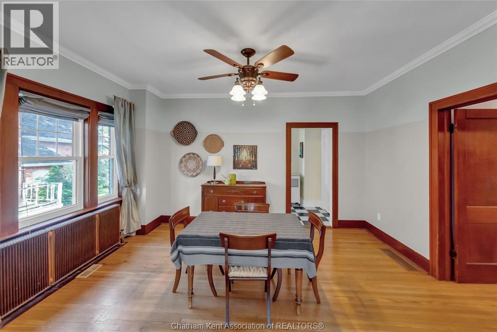 203 Talbot STREET East - 14