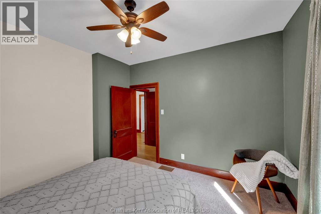 203 Talbot STREET East - Image 23