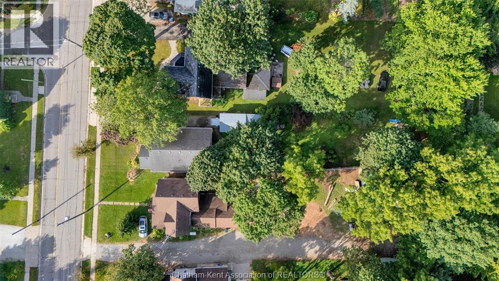 203 Talbot STREET East - 3