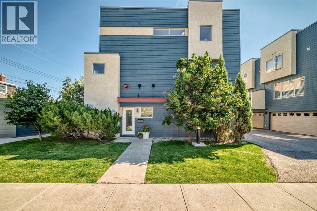 3532 21 Street SW - 3