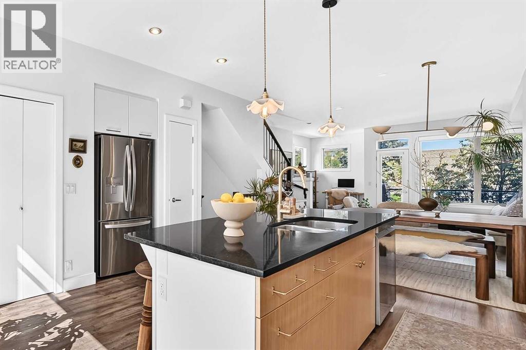 3532 21 Street SW - 10