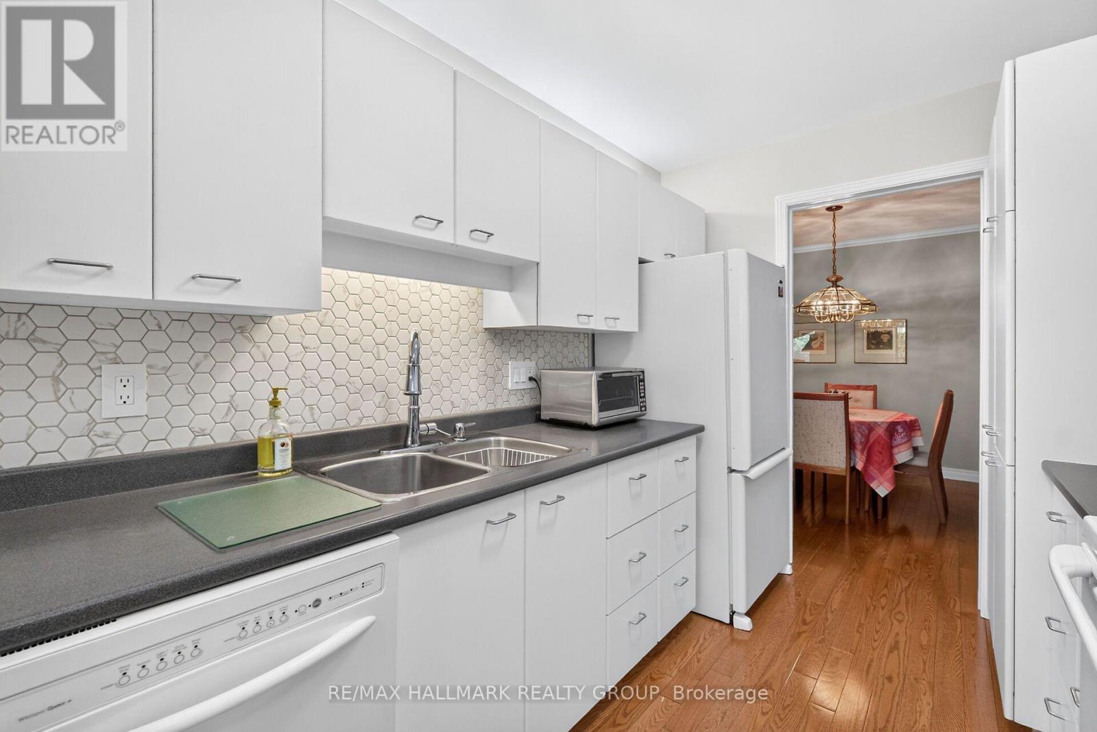 137 DUNBARTON COURT - Image 12