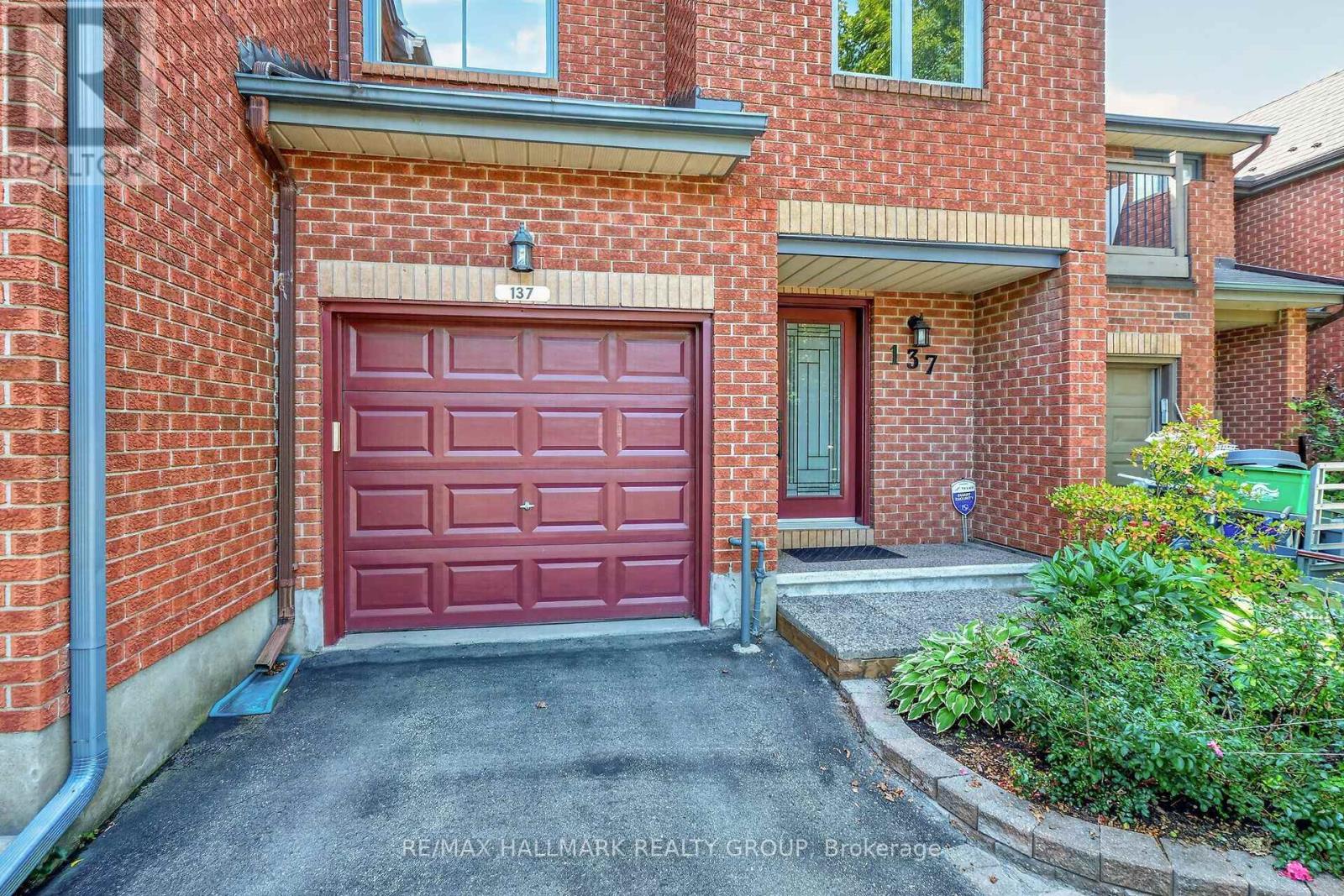 137 DUNBARTON COURT - 3