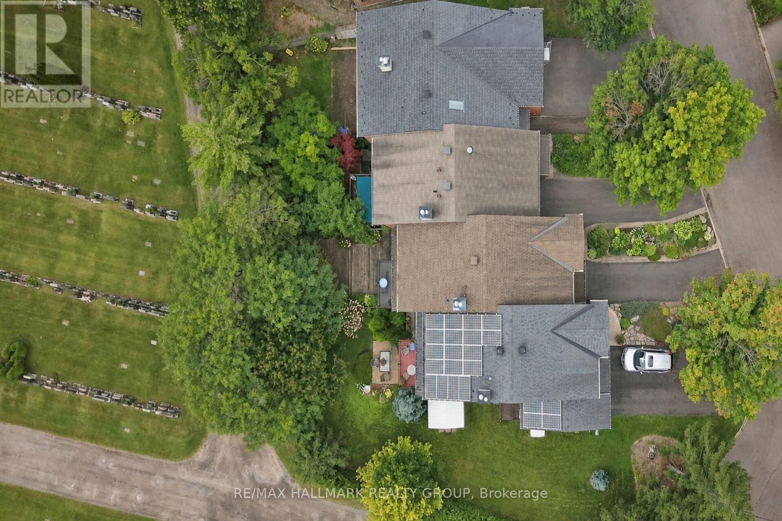 137 DUNBARTON COURT - Image 38