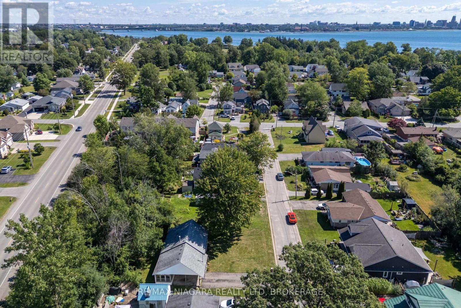 30 A AVENUE - Image 15
