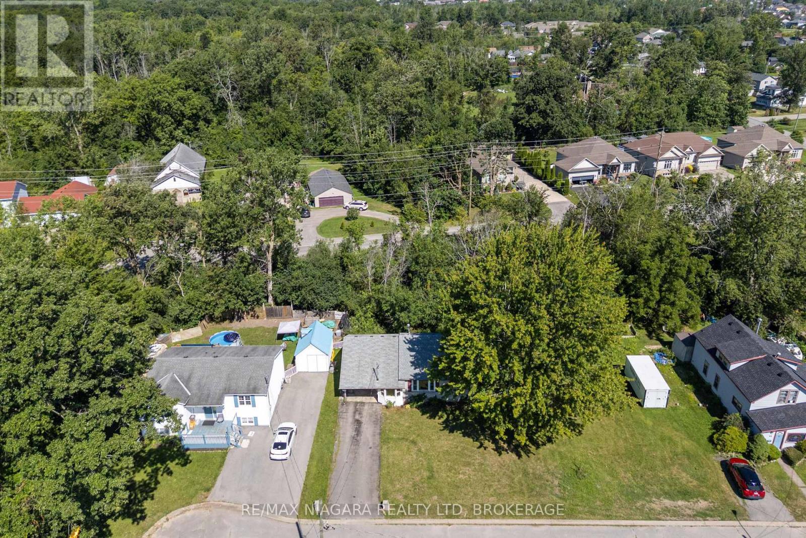 30 A AVENUE - 16