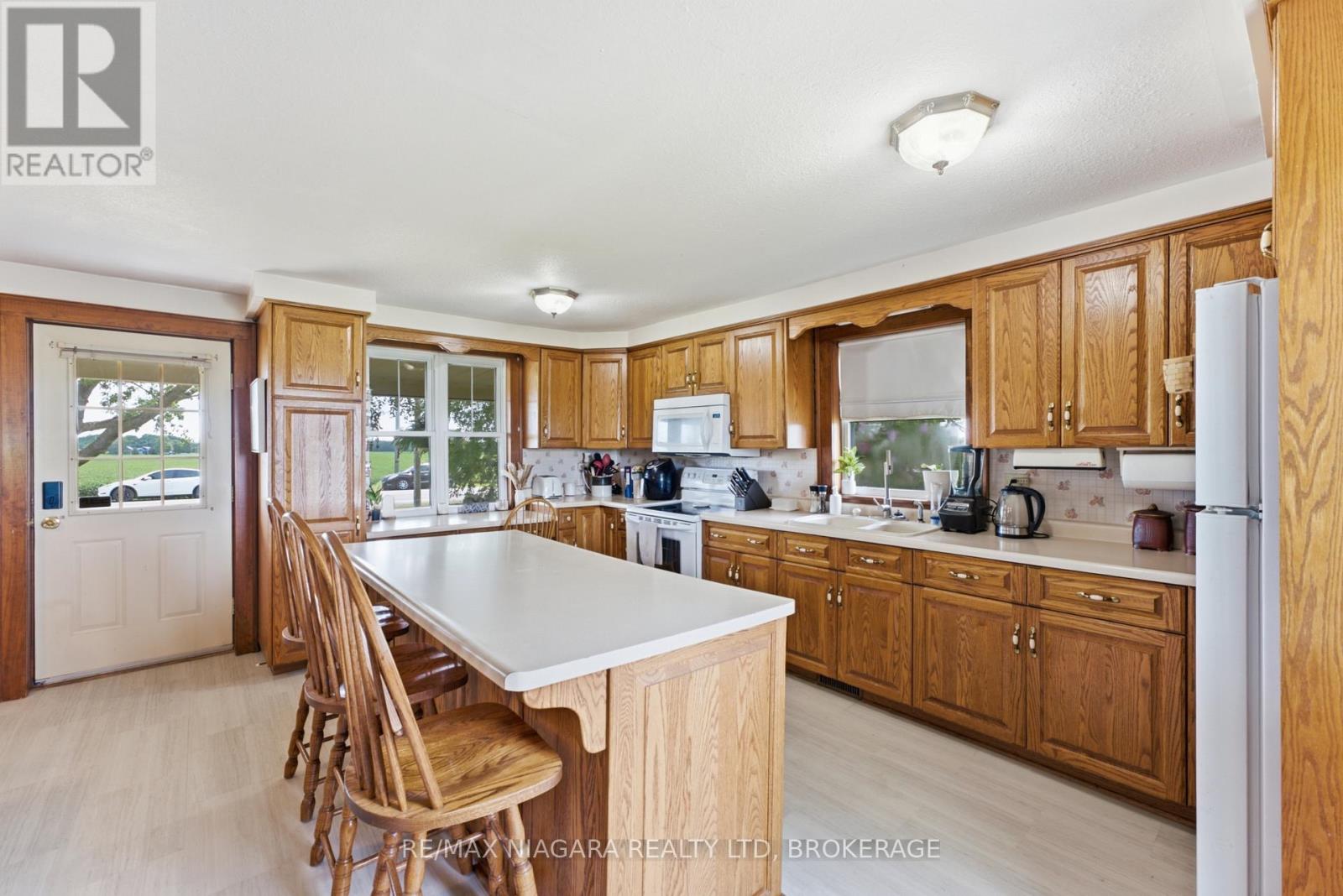 4491 CANBOROUGH ROAD - Image 6